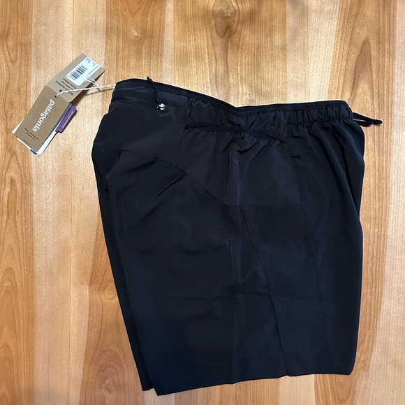 Patagonia NWT Men’s Strider Pro Shorts 5” Black XS - Picture 3 of 5